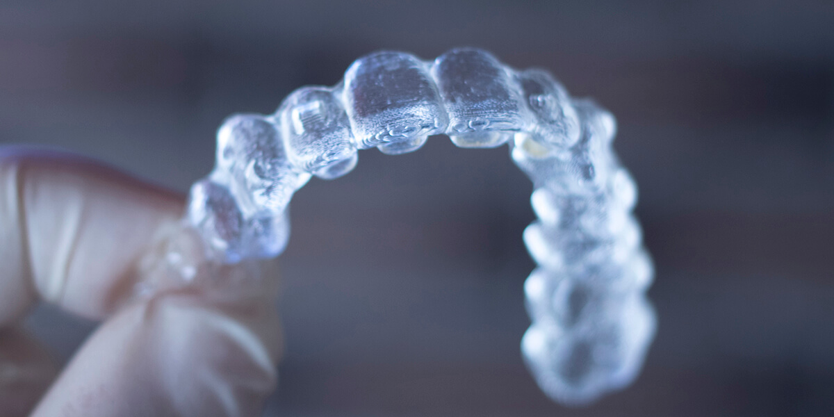 Get Straight Teeth and a Beautiful Smile with Invisalign Teeth Straightening